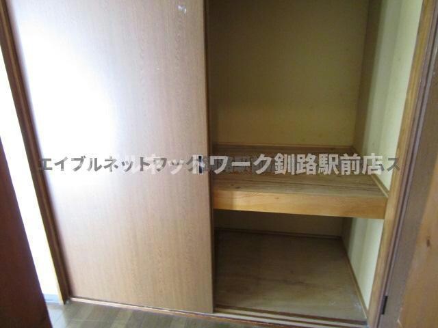 グレースコート（緑ヶ岡）の物件内観写真