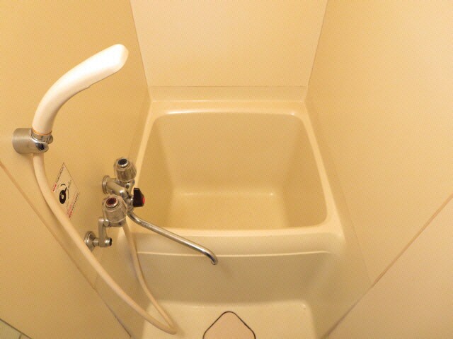 コスモスマンションの物件内観写真