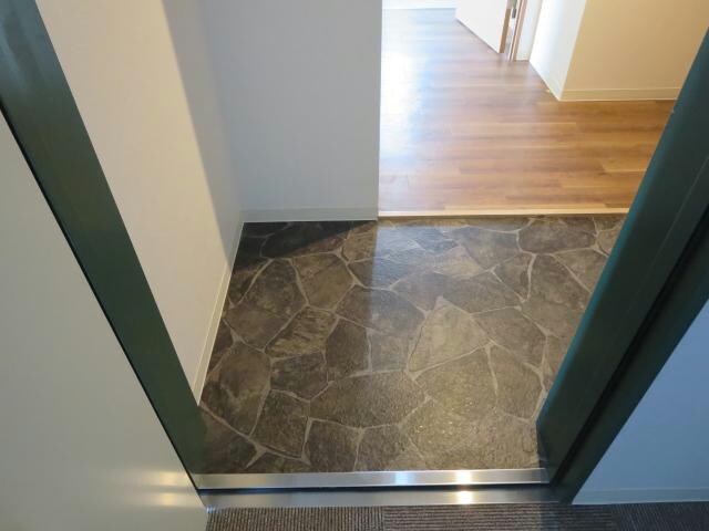 メゾンルミエールの物件内観写真