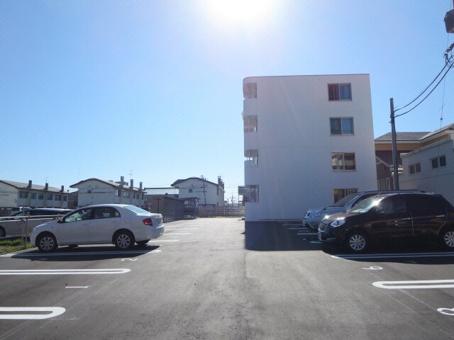 メゾンルミエールの物件外観写真