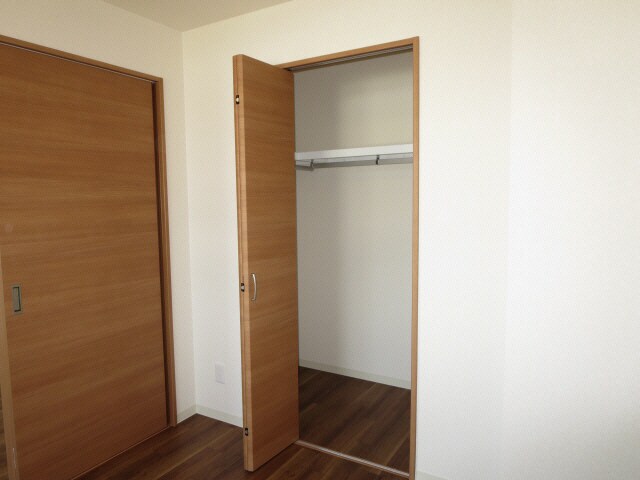 メゾンルミエールの物件内観写真