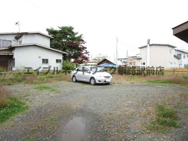 大沢マンションの物件外観写真