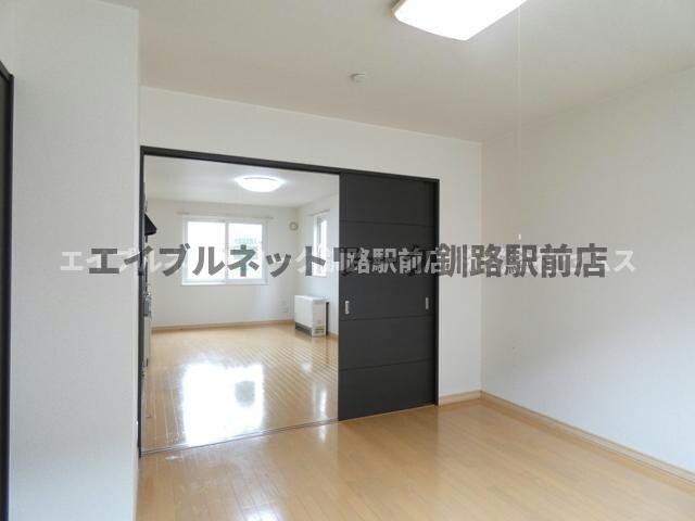 アーバンエステート浪花Ｄの物件内観写真