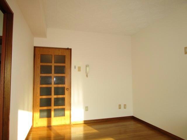 ハイツシャロムの物件内観写真