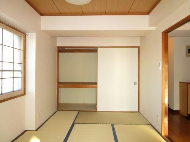 ハイツシャロムの物件内観写真