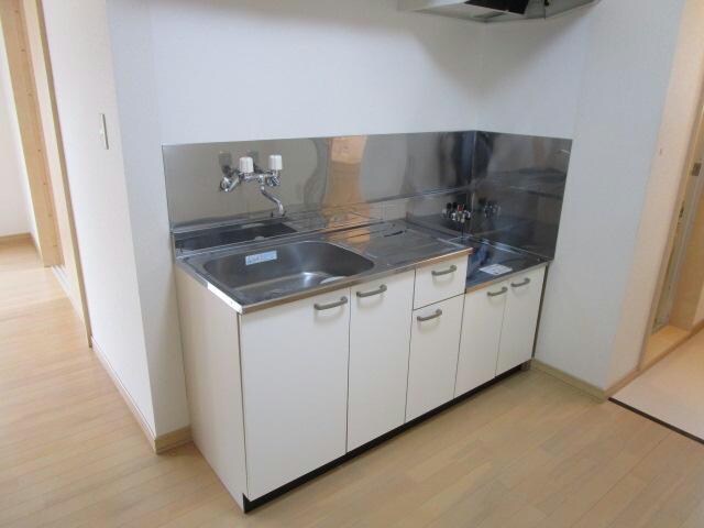 対馬マンション（米町）の物件内観写真