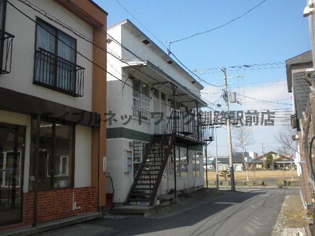 ハイツ堀川の物件外観写真