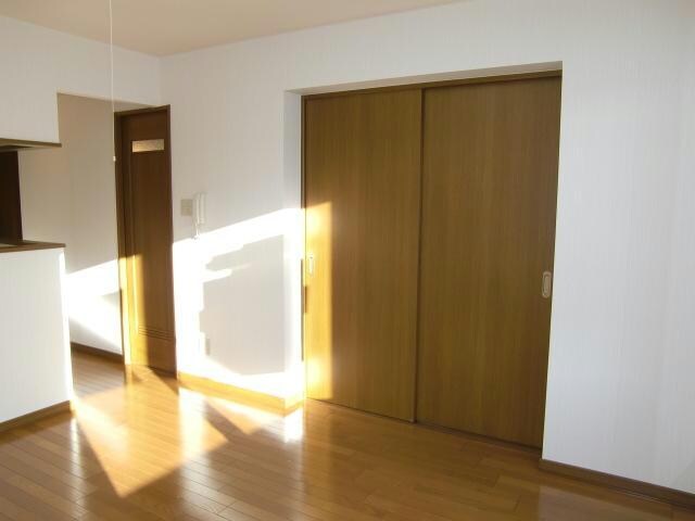 レジデンス寿の物件内観写真