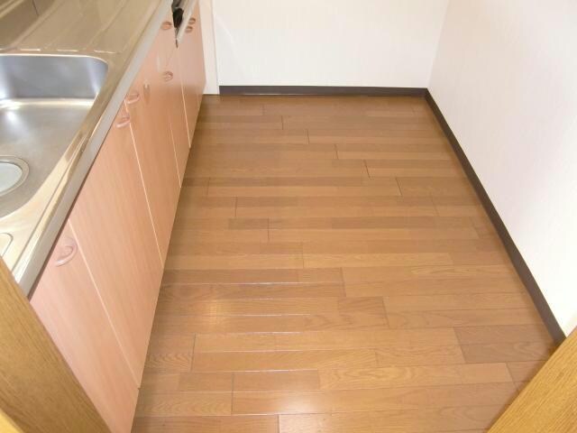 レジデンス寿の物件内観写真