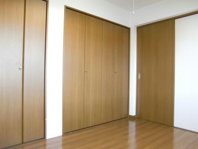 レジデンス寿の物件内観写真