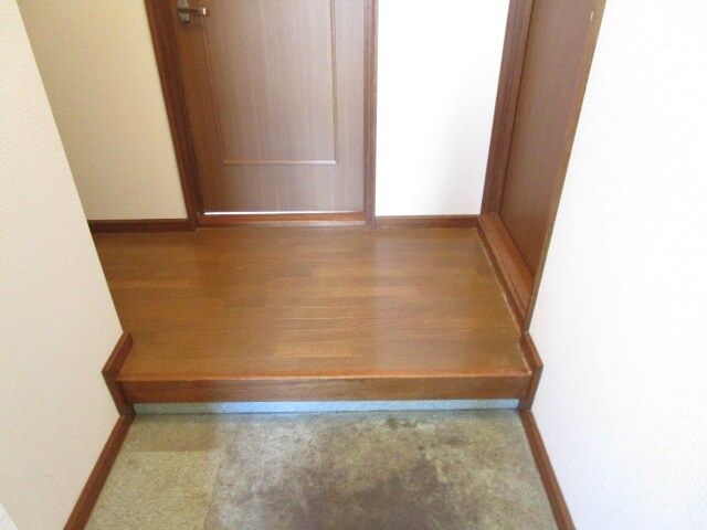 岡本マンションの物件内観写真