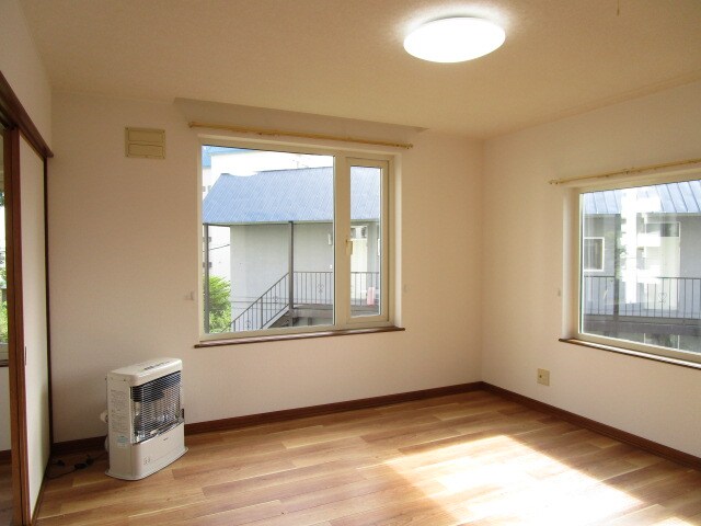 岡本マンションの物件内観写真