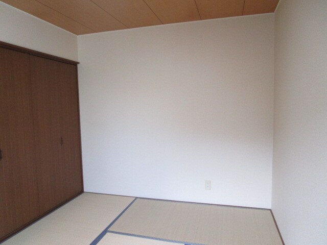 岡本マンションの物件内観写真