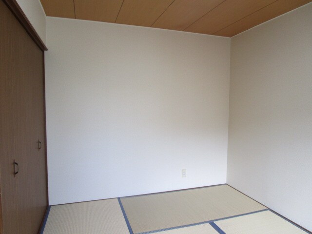 岡本マンションの物件内観写真