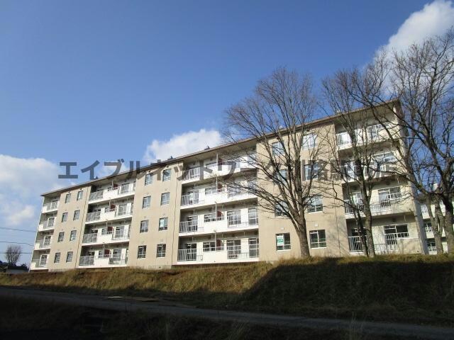 若草401マンションの物件外観写真