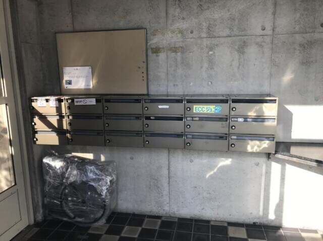 ナヴィール箕面の物件外観写真