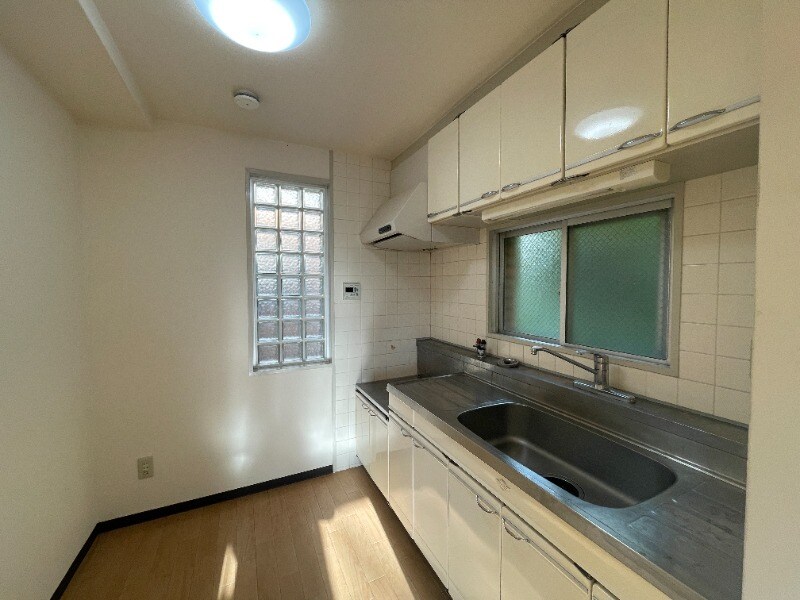 グランドローエの物件内観写真