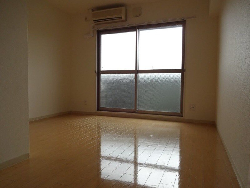 フローラル エヴァンの物件内観写真