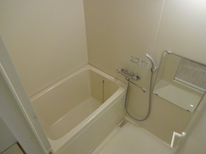 フローラル エヴァンの物件内観写真