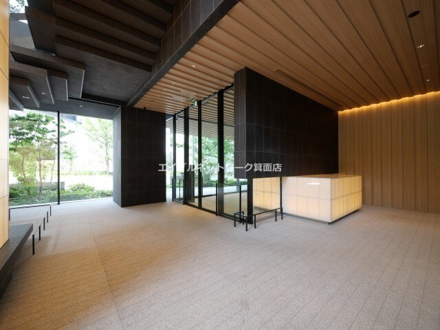 Brillia Tower箕面船場 THE TOP OF THE HILLの物件内観写真