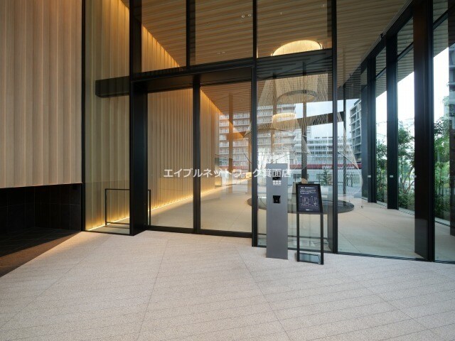 Brillia Tower箕面船場 THE TOP OF THE HILLの物件内観写真