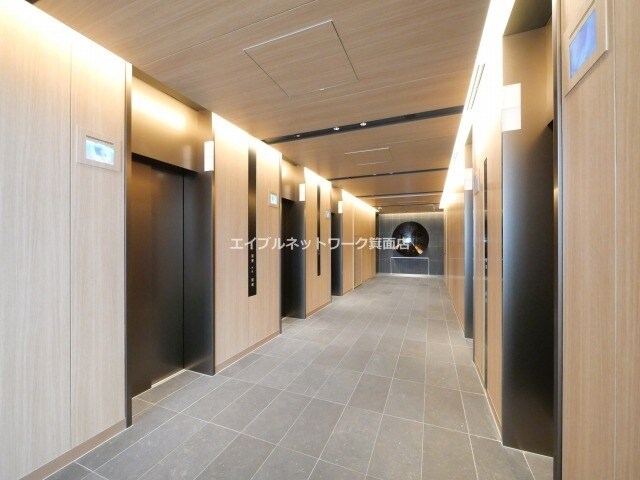 Brillia Tower箕面船場 THE TOP OF THE HILLの物件内観写真
