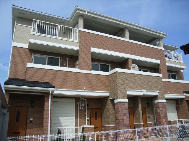 セレーノ・Aの物件外観写真