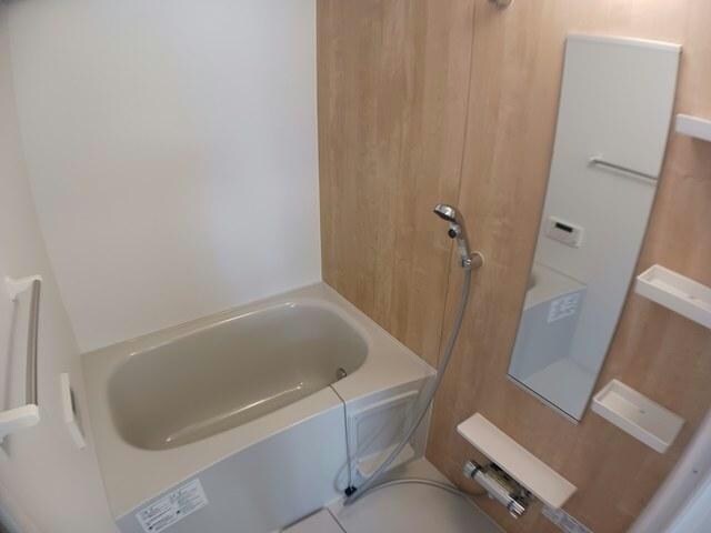 フロレゾンⅠの物件内観写真