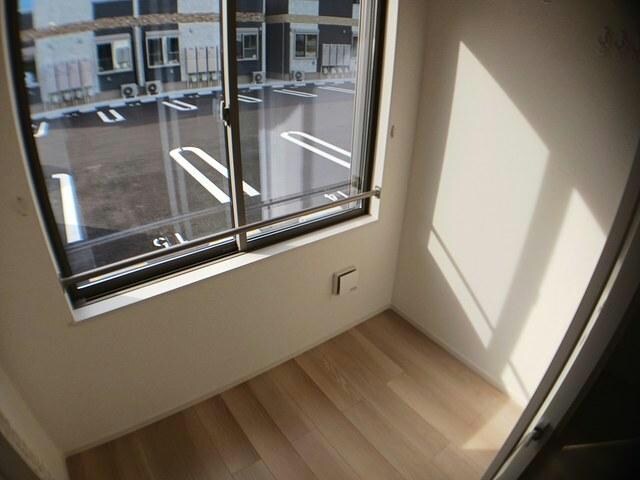 フロレゾンⅠの物件内観写真