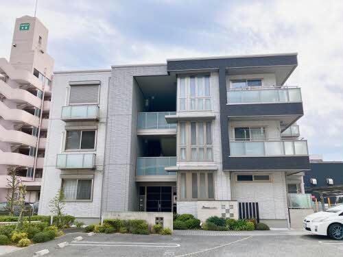 プレミアス三左衛門の物件外観写真