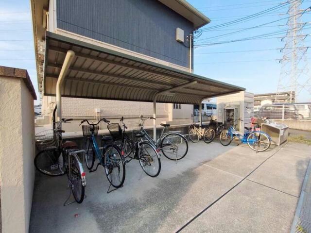 プリムールコートの物件外観写真