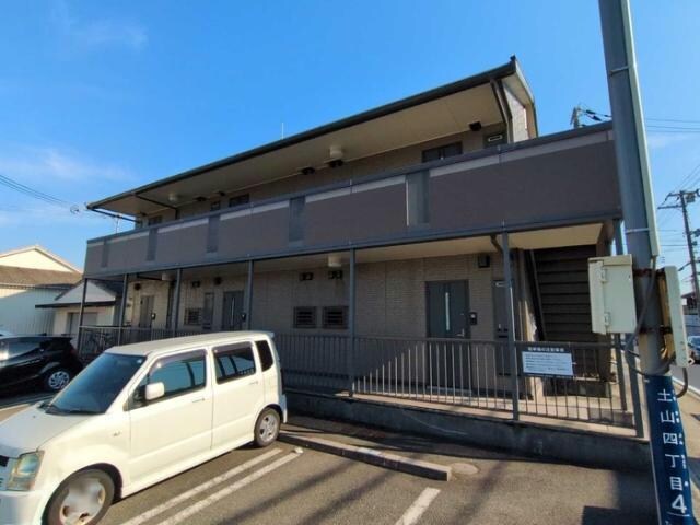 ベルメゾン土山の物件外観写真