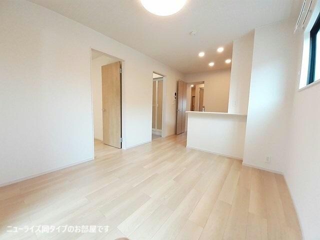 シャイニースカイの物件内観写真