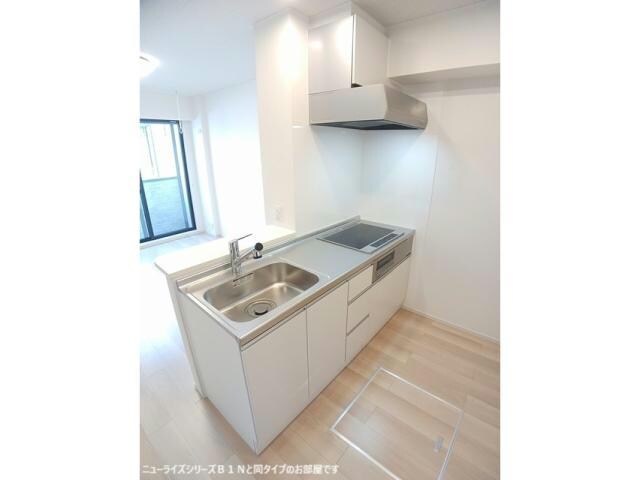 シャイニースカイの物件内観写真