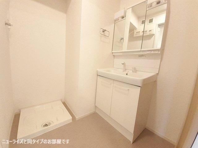 シャイニースカイの物件内観写真