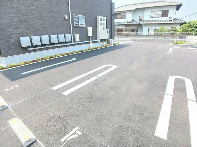 アリュールの物件外観写真