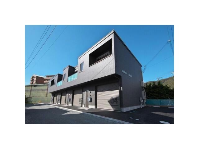 ガレージレガートの物件外観写真