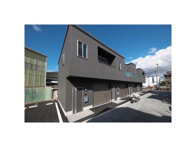 ガレージレガートの物件外観写真