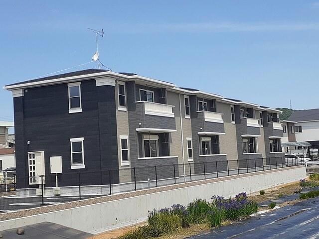 シャルマンヴィレッジCの物件外観写真