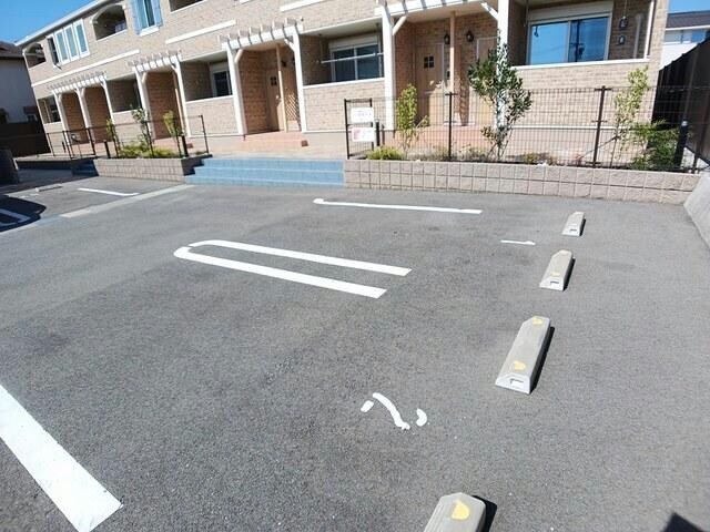 プルミエルBの物件外観写真