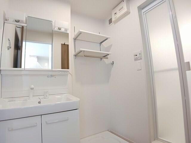 プルミエルBの物件内観写真