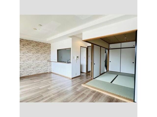 手柄アートスカイハイツの物件内観写真