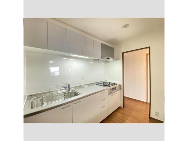 グランドヴュー島本の物件内観写真