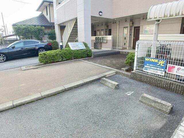 アラモード・Fの物件外観写真