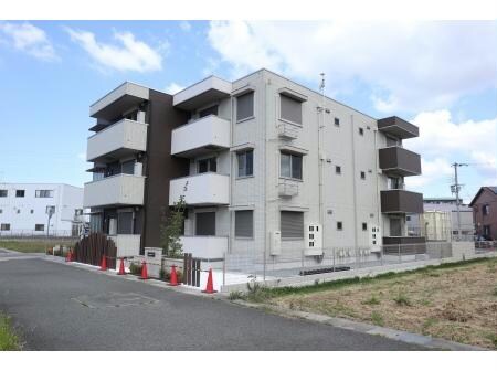 Yama－niの物件外観写真