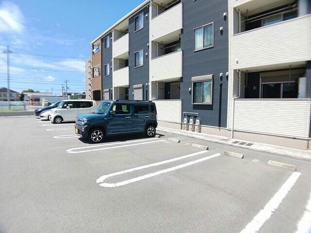 ビレッヂ飯田の物件外観写真