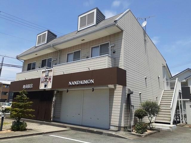 プラザ亀山の物件外観写真