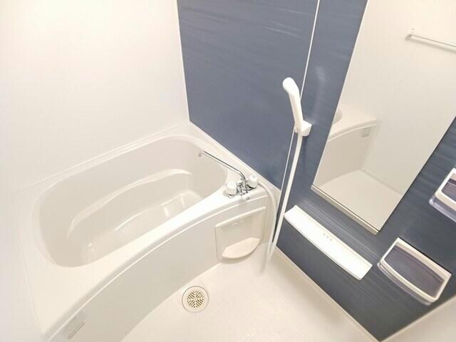 リジュール南条の物件内観写真