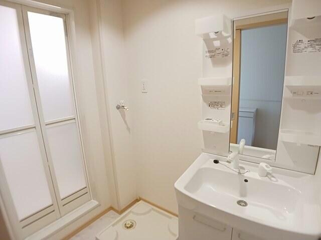 リジュール南条の物件内観写真