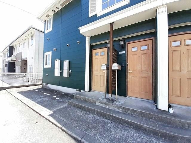 リリースタウンの物件外観写真